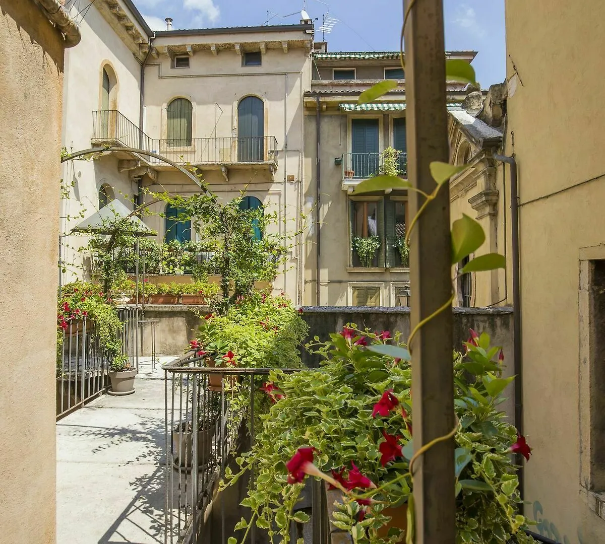 Corte Realdi Verona 3*,  Italy